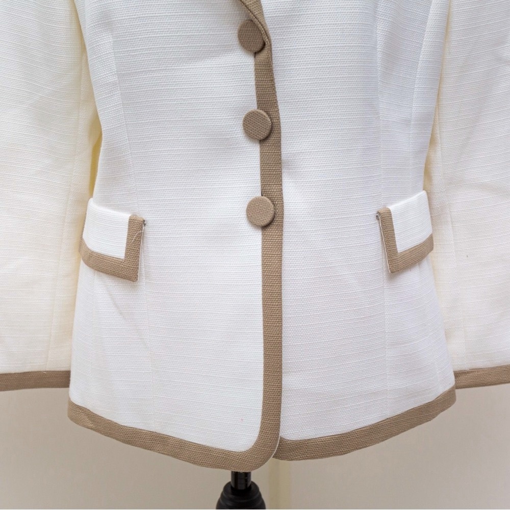 Tailored blazer jacket white tan khaki trim summer blazer Tahari 14 - Picture 7 of 15